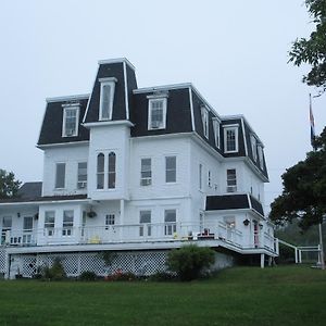 Marathon Hotel
